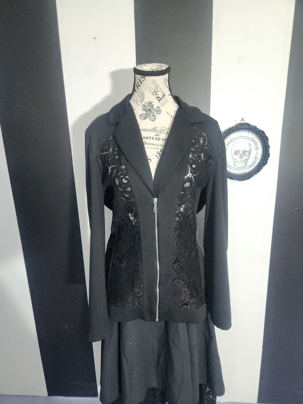 Lace-Panel Blazer Jacket